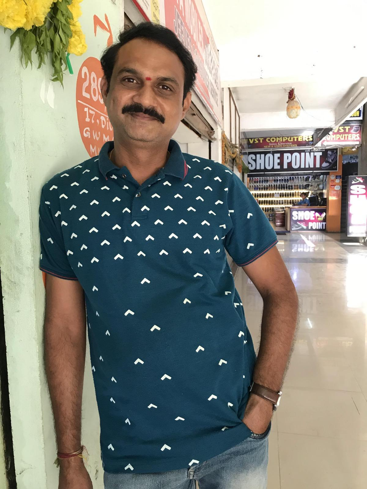 Koteshwar Guduru at VST Computers store